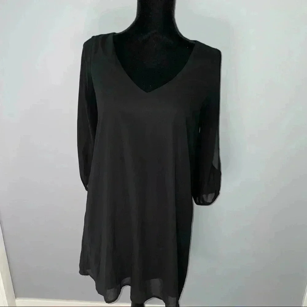 Lulus Dress - Picture 1 of 6